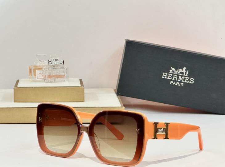 Picture of Hermes Sunglasses _SKUfw70044926fw